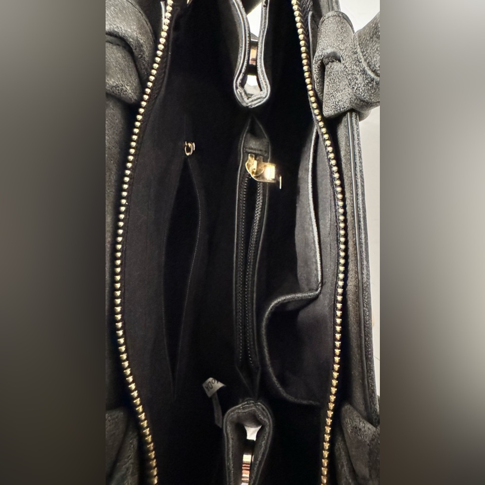 MoDA-NewYork Faux Leather Gray Handbag with Double Handles & Shoulder Strap - Picture 5 of 6